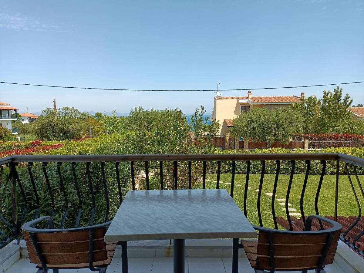 Marios Garden House Afytos Exterior foto